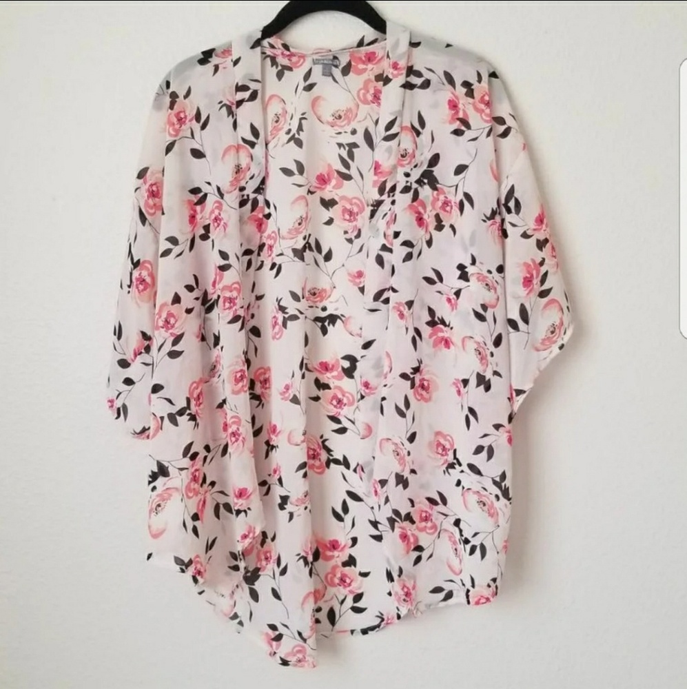 White Floral Kimono.